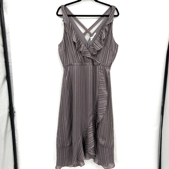 Avec Les Filles Womens Ruffle Midi Dress Size Large Gray Silver Wedding‎ Guest - Picture 1 of 9